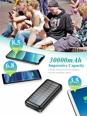 IPhone के लिए IPX5 सौर ऊर्जा संचालित पोर्टेबल चार्जर 30000mAh बैटरी पैक